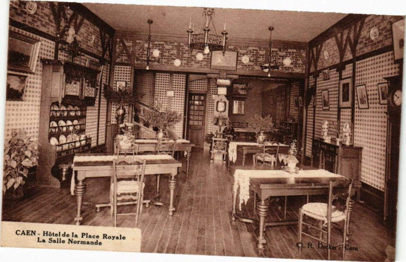 Carte postale ancienne Caen - Hotel de la Place à Caen