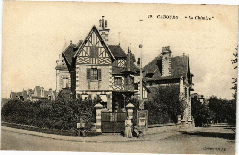 Carte postale ancienne Cabourg - La Chimere à Cabourg