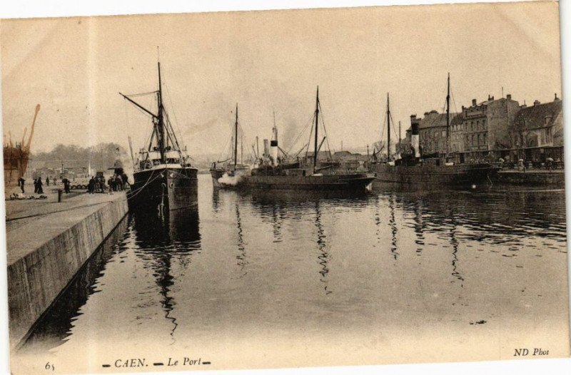 Carte postale ancienne Caen-Le Port à Caen