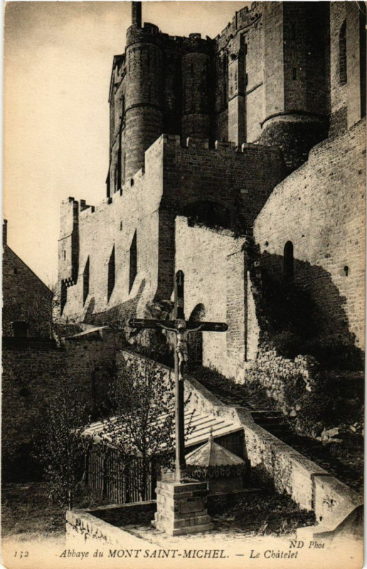 Carte postale ancienne Le Mont Saint-Michel - Abbaye - Le Chatelet au Mont-Saint-Michel