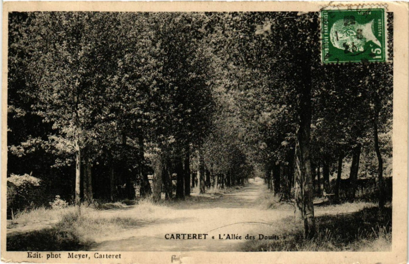 Carte postale ancienne Carteret - L'Allée des Douits