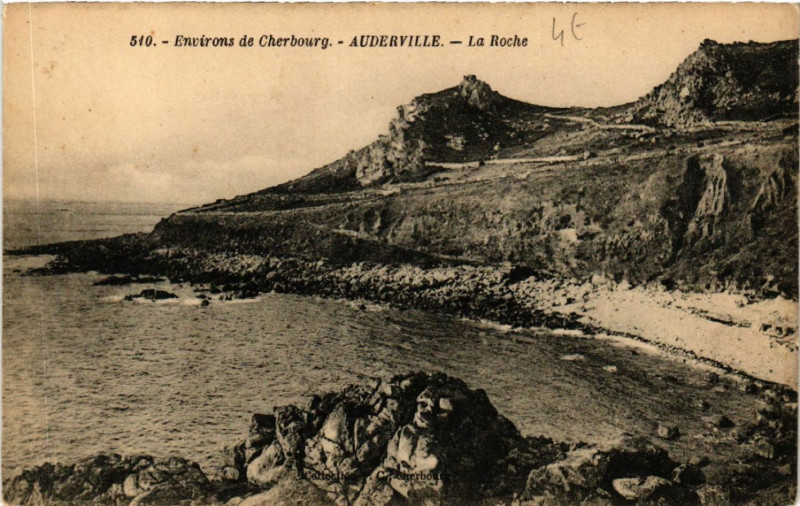 Carte postale ancienne Auderville - La Roche - Env. de Cherbourg