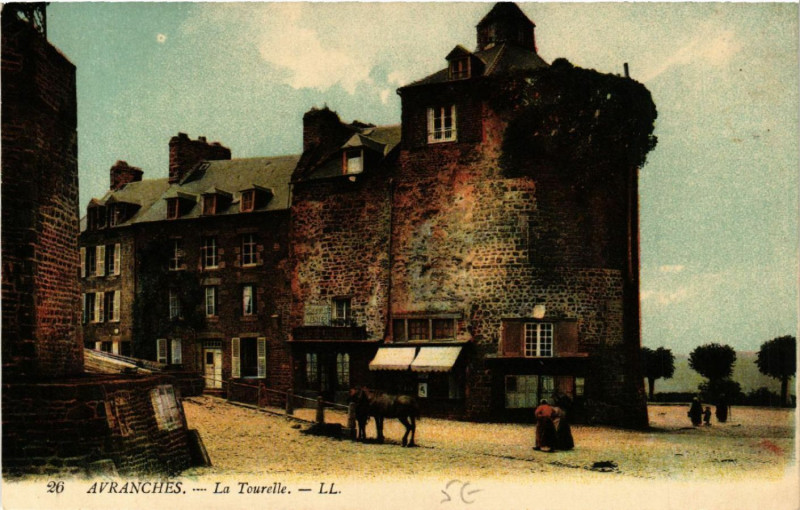 Carte postale ancienne Avranches - La Tourelle à Avranches