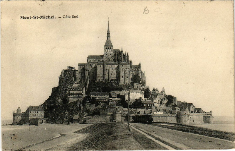 Carte postale ancienne Le Mont Saint-Michel - coté Sud au Mont-Saint-Michel