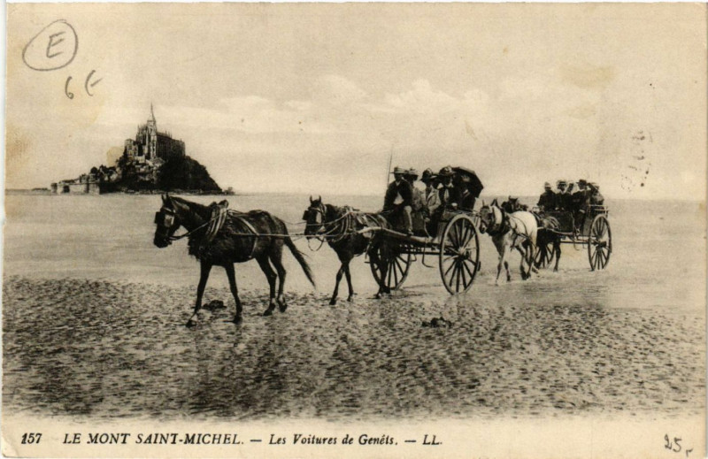 Carte postale ancienne Le Mont Saint-Michel - Les Voitures de Genéts à Genêts