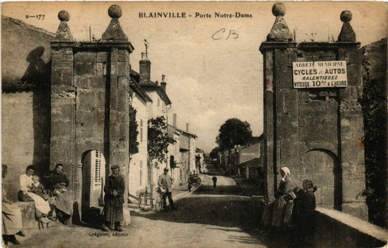 Carte postale ancienne Blainville - Porte N.-D.