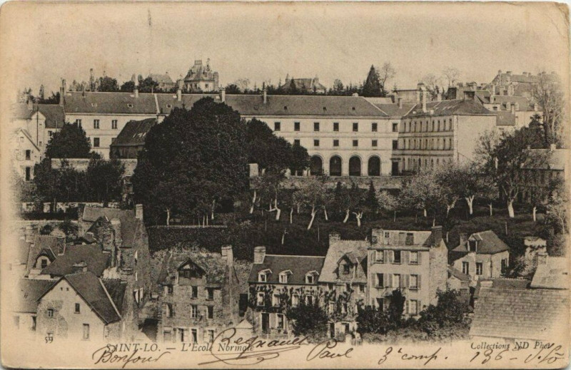 Carte postale ancienne Saint-Lo - l'Ecole Normale à Saint-Lô