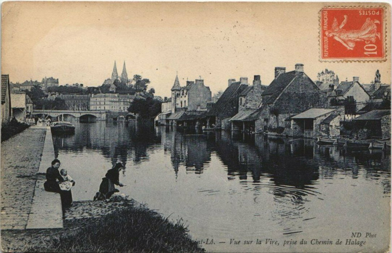 Carte postale ancienne Saint-Lo - Vue sur la Vire, prise du Chemin de Halage à Saint-Lô
