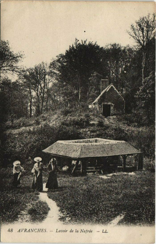 Carte postale ancienne Avranches - Lavoire de la Nafrée à Avranches