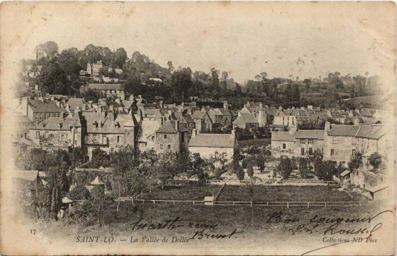 Carte postale ancienne Saint-Lo - la Vallée de Dollée à Saint-Lô