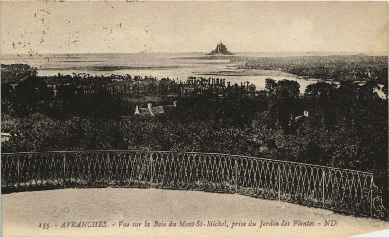 Carte postale ancienne Avranches - Vue sur la Baie du Mon Saint-Michel à Avranches