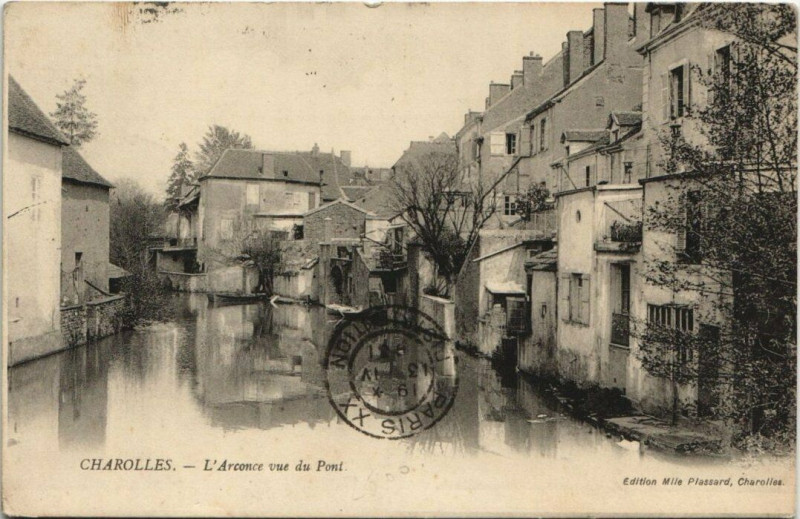 Carte postale ancienne Charolles - l'Arconce vue du Pont