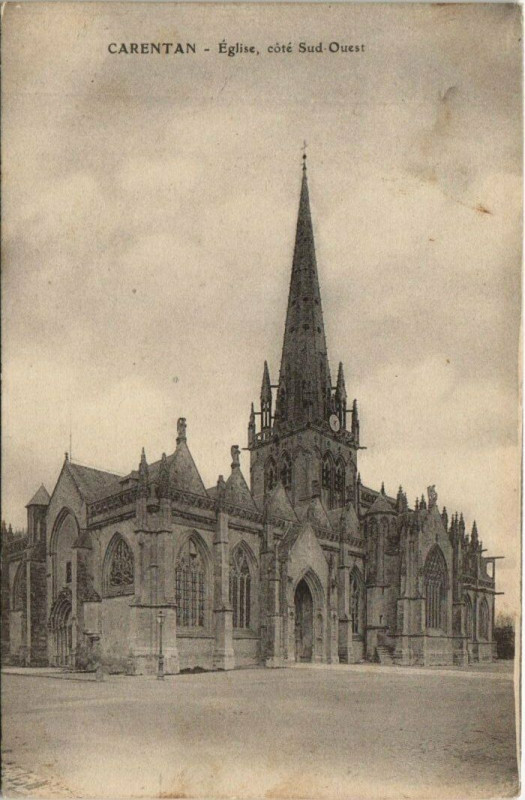Carte postale ancienne Carentan - Eglise cote sud-ouest