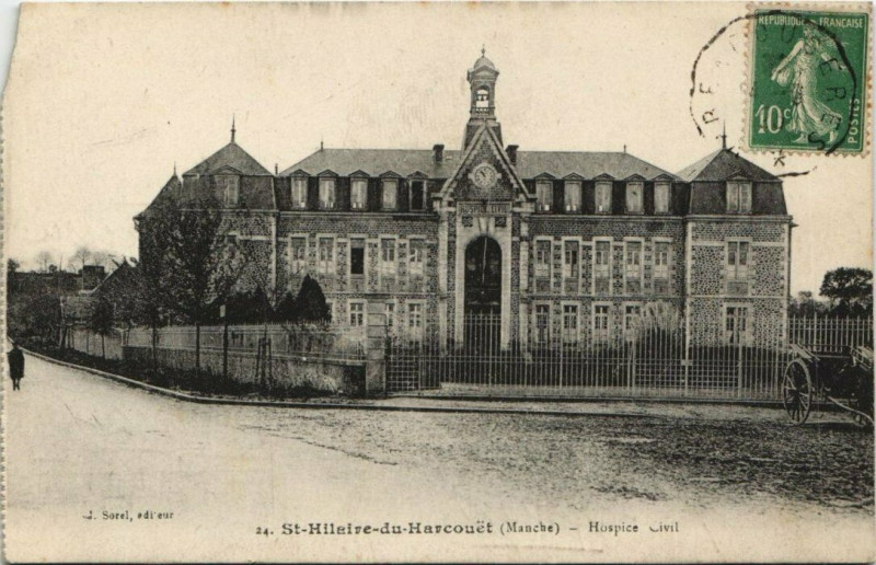 Carte postale ancienne Saint-Hilaire-du-Harcouet - Hospice Civil à Saint-Hilaire-du-Harcouët