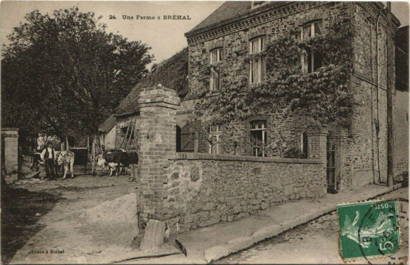 Carte postale ancienne Brehal - Une ferme à Bréhal