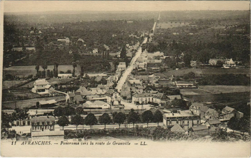 Carte postale ancienne Avranches - Panorama Vers la route de Granville à Avranches