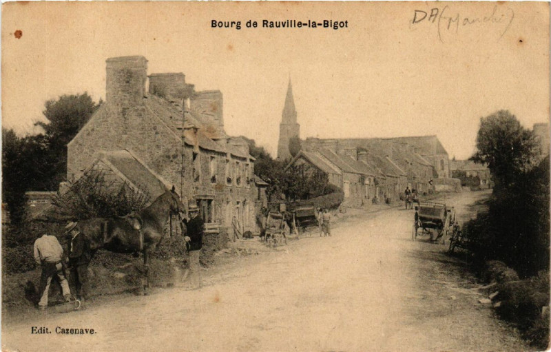 Carte postale ancienne Rauville-la-Bigot - Bourg de Rauville-la-Bigot à Rauville-la-Bigot