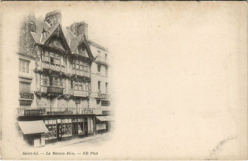 Carte postale ancienne Saint-Lo - La Mison Dieu à Saint-Lô