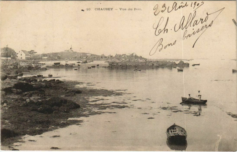 Carte postale ancienne Chausey - Vue du Port