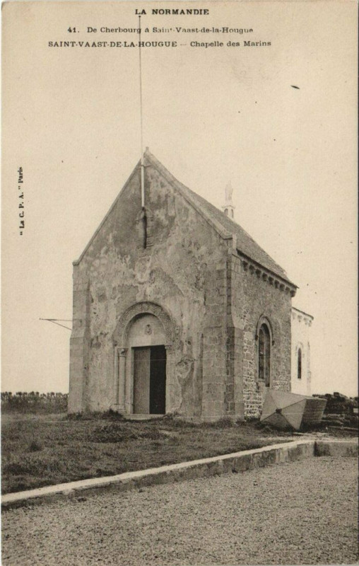 Carte postale ancienne Saint-Vaast-la-Hougue - Chapelle des Marins à Saint-Vaast-la-Hougue
