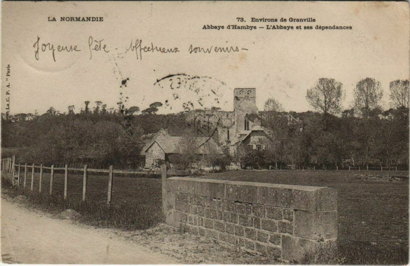 Carte postale ancienne Abbaye d'Hamybs - L'Abbaye et ses dependances