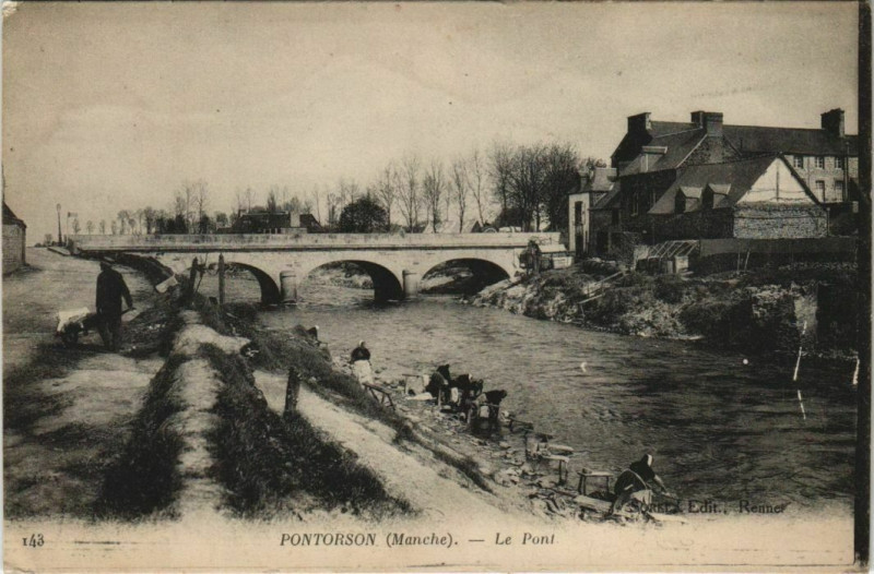 Carte postale ancienne Pontorson - Le Pont à Pontorson