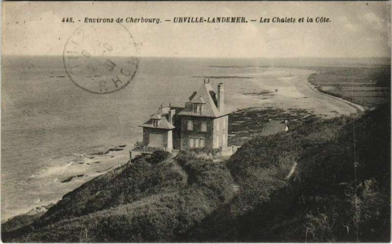 Carte postale ancienne Urville-Landemer - Les Chalets et la Cote à Urville