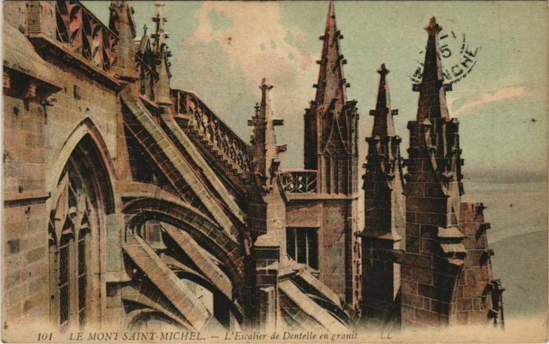 Carte postale ancienne Le Mont Saint-Michel L'Escalier au Mont-Saint-Michel