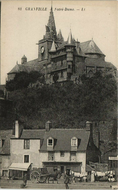 Carte postale ancienne Granville Notre-Dame à Granville