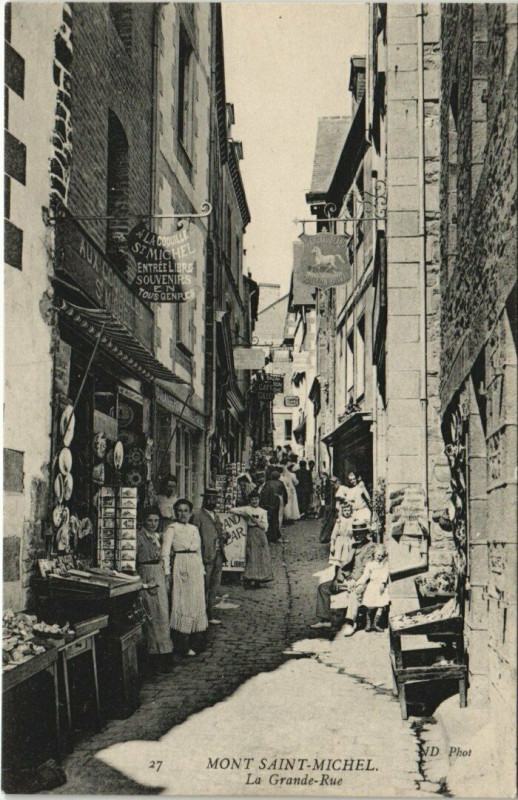 Carte postale ancienne Mont-Saint-Michel La Grande Rue