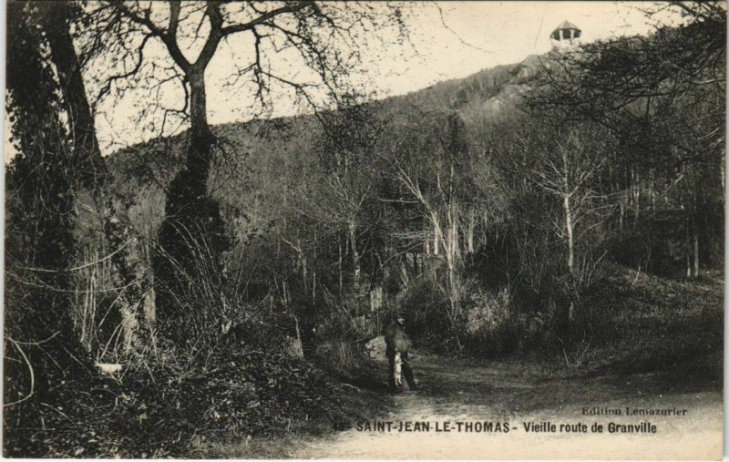 Carte postale ancienne Saint-Jean-le-Thomas-VIEILle route de Granville à Granville