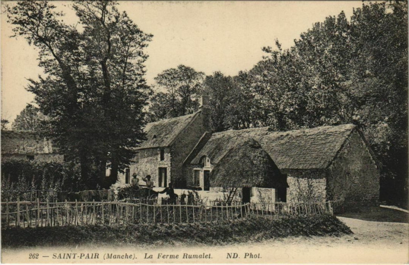 Carte postale ancienne Saint-Pair-La Ferme Rumalet