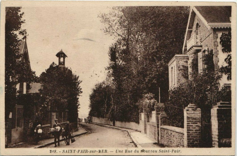 Carte postale ancienne Saint-Pair-sur-Mer-Une Rue du nouveau Saint-Pair à Saint-Pair-sur-Mer