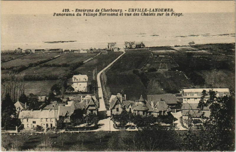 Carte postale ancienne Cherbourg-Urville Landemer-Panorama du Village Normand à Urville