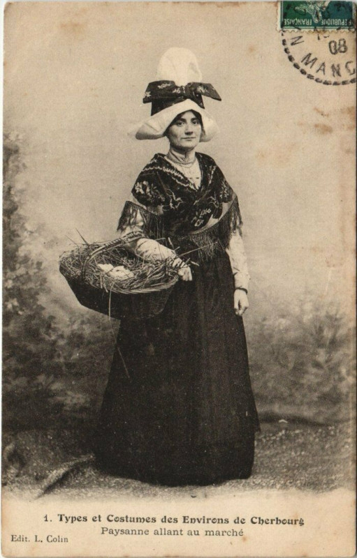 Carte postale ancienne Types et Costumes des Env. de Cherbourg