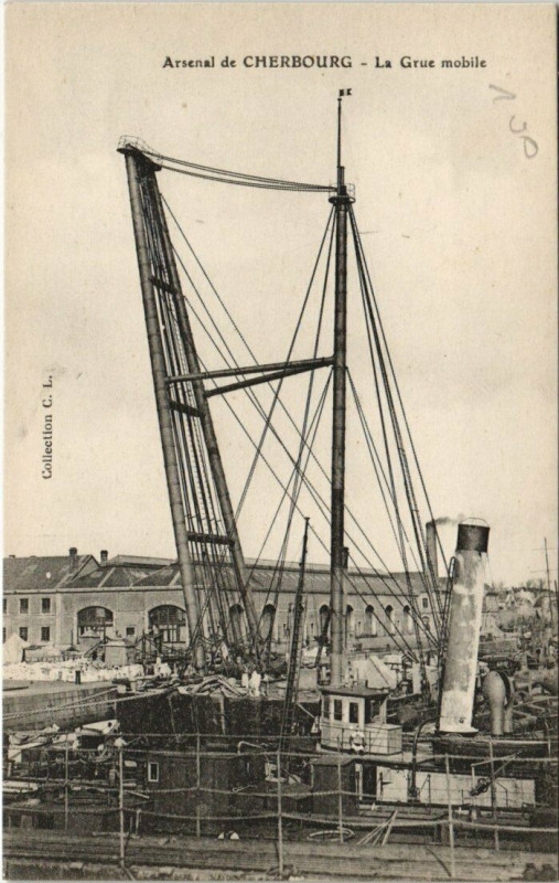 Carte postale ancienne Arsenal de Cherbourg - La Grue mobile