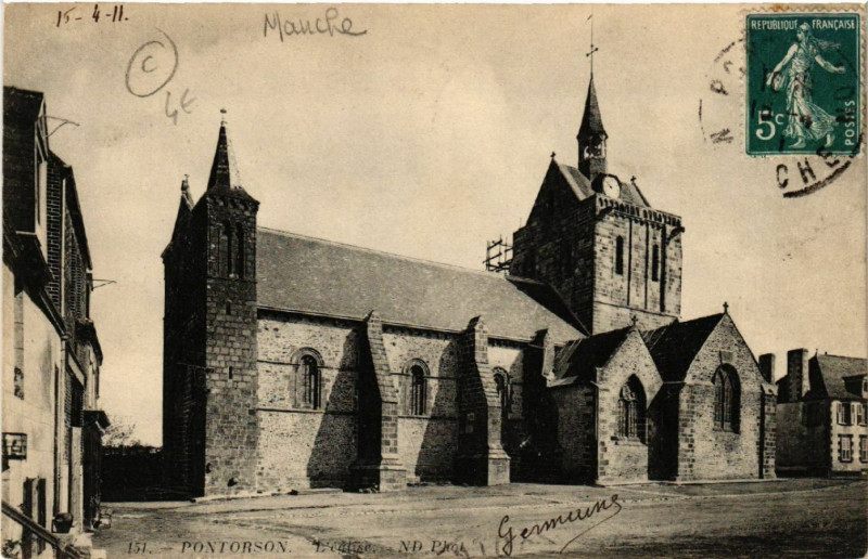 Carte postale ancienne Pontorson - L'église à Pontorson