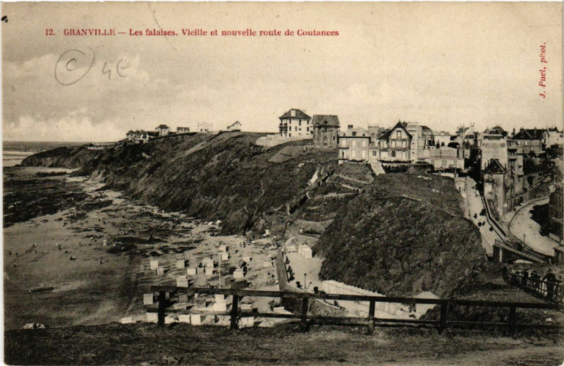 Carte postale ancienne Granville - Les falaises. Vieille et nouvelle route de Coutances à Granville