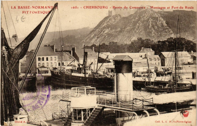 Carte postale ancienne Cherbourg - Bassin du Commerce - Montagne et Fort du Route