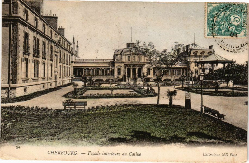 Carte postale ancienne Cherbourg - Facade interieure du Casino