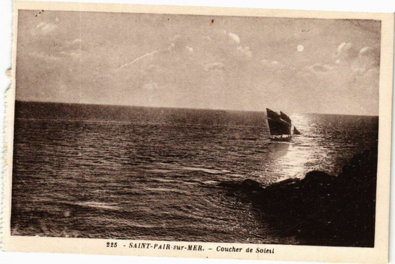 Carte postale ancienne Saint-Pair-sur-Mer - Coucher de Soleil à Saint-Pair-sur-Mer
