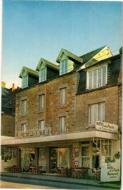 Carte postale ancienne Hotel de La Poste - Pontorson à Pontorson