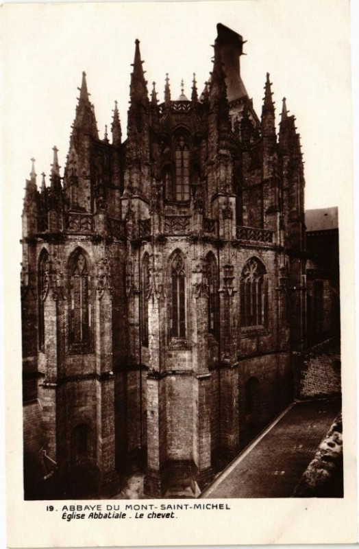 Carte postale ancienne Abbaye du Mont-Saint-Michel - Eglise Abbatiale - La Chevet
