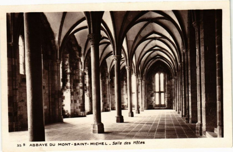 Carte postale ancienne Abbaye du Mont-Saint-Michel - Salle de Hotes