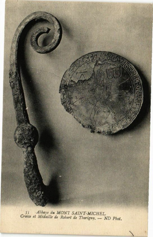 Carte postale ancienne Abbaye du Mont-Saint-Michel - Crosse et Medaille de Robert de Thorign