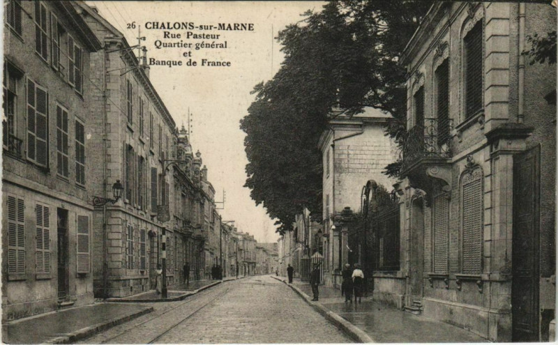 Carte postale ancienne Chalons-sur-Marne - Rue Pasteur