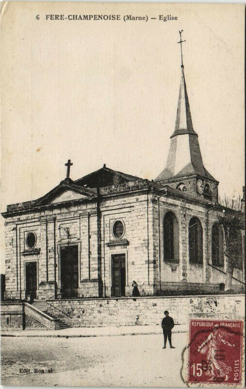 Carte postale ancienne Fere-Champenoise - Eglise à Fère-Champenoise