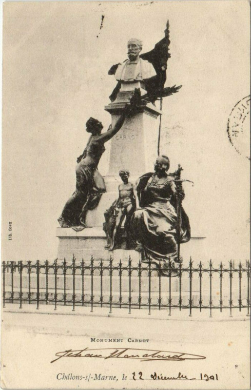 Carte postale ancienne Monument Carnot
