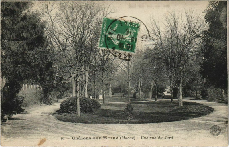 Carte postale ancienne Chalons-sur-Marne - Une vue du Jard