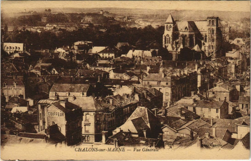 Carte postale ancienne Chalons-sur-Marne - Vue générale